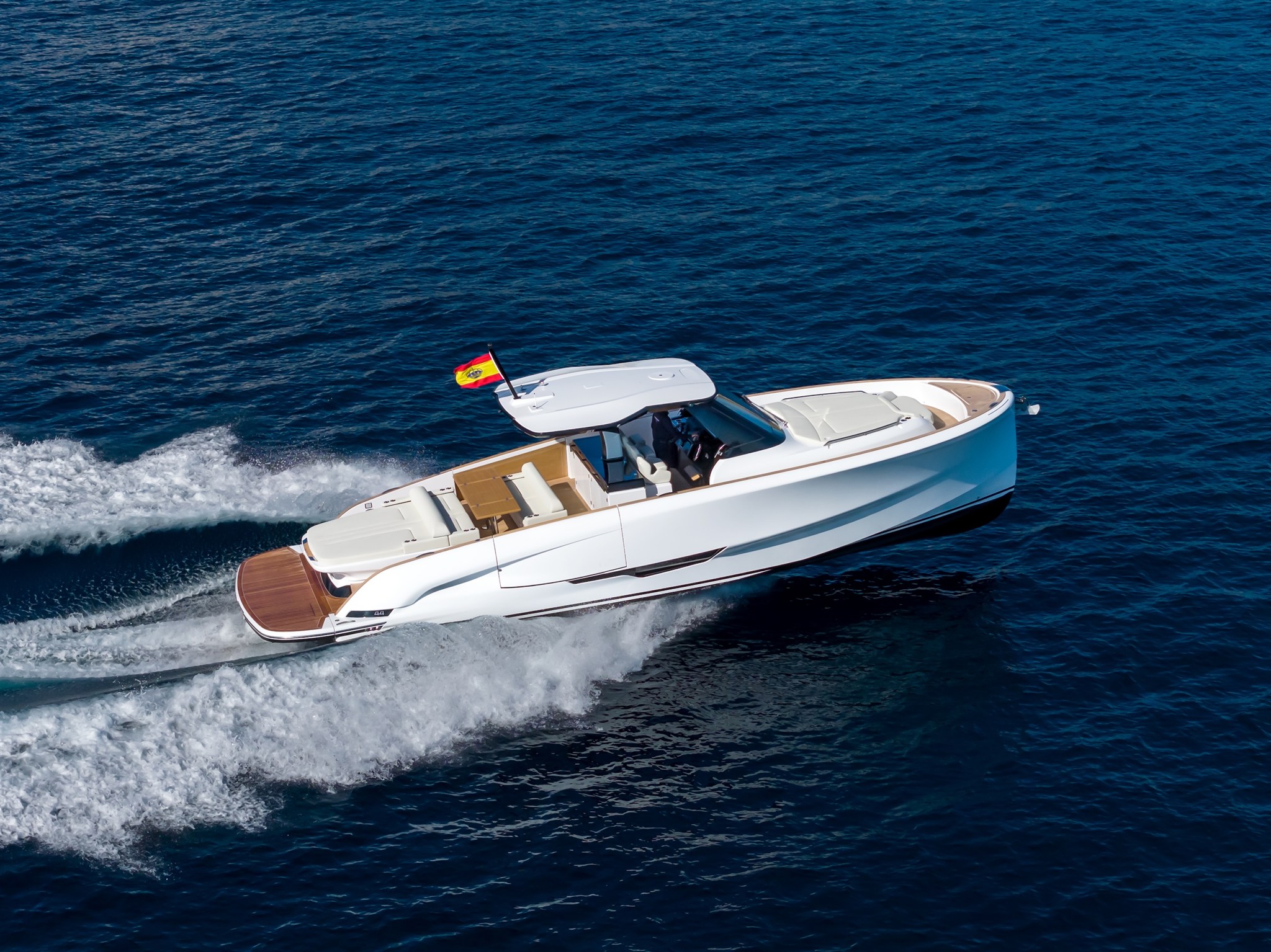 Solaris Power 44 Open ST
