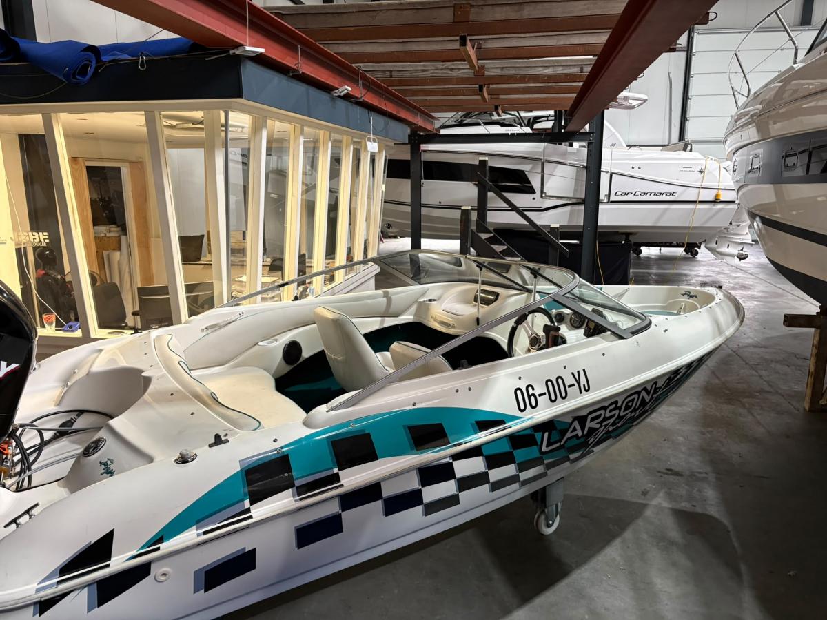 Larson Boats Flyer 166 BR — foto 8 van 22