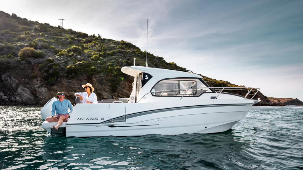 Beneteau Antares 8 | Nieuw samenstellen vanaf €67.518,- — foto 14 van 20