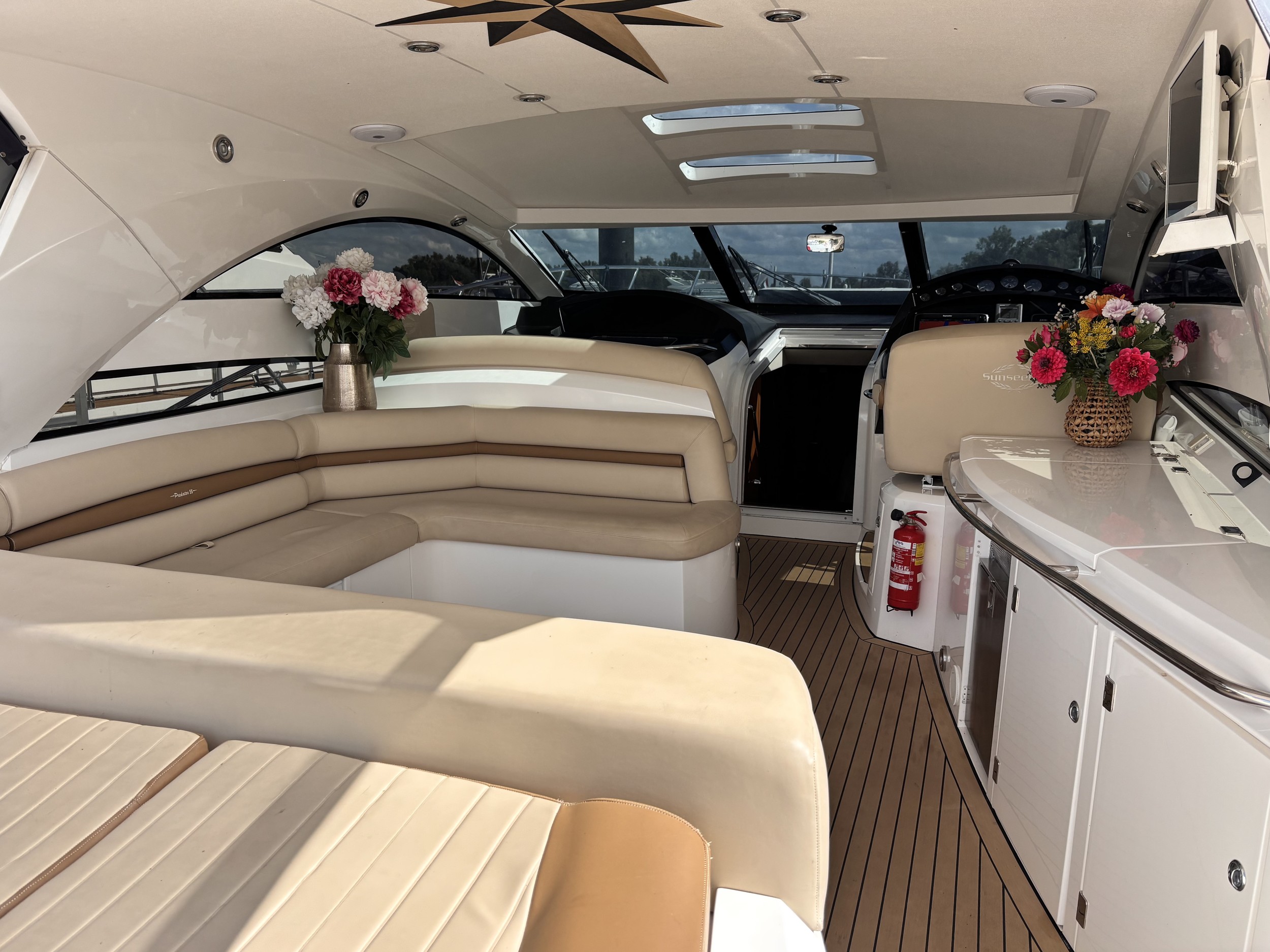 Sunseeker Predator 55 — foto 11 van 29