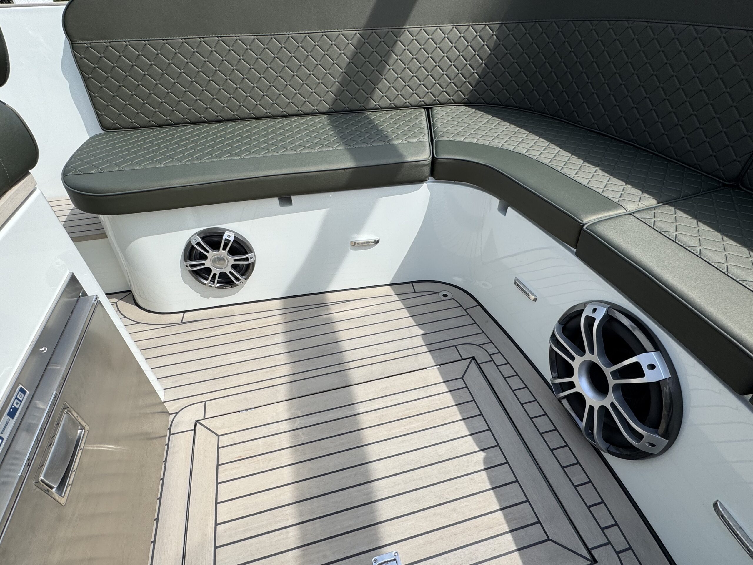Antaris Seventy7 Sport (luxe uitvoering) — foto 43 van 44