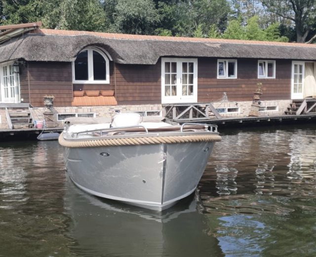 Primeur 715 tender DE GROOTSTE SLOEPENSHOWROOM VAN NEDERLAND — foto 3 van 10