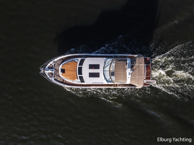 Trader 42 - Cabrio — foto 74 van 76
