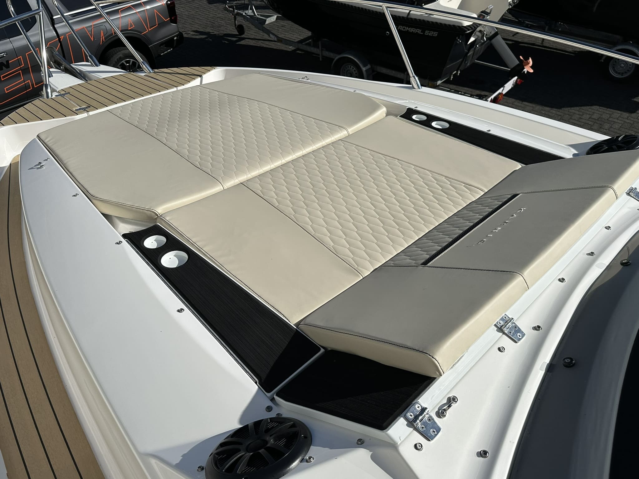 Karnic SL800 Walkaround — foto 37 van 40