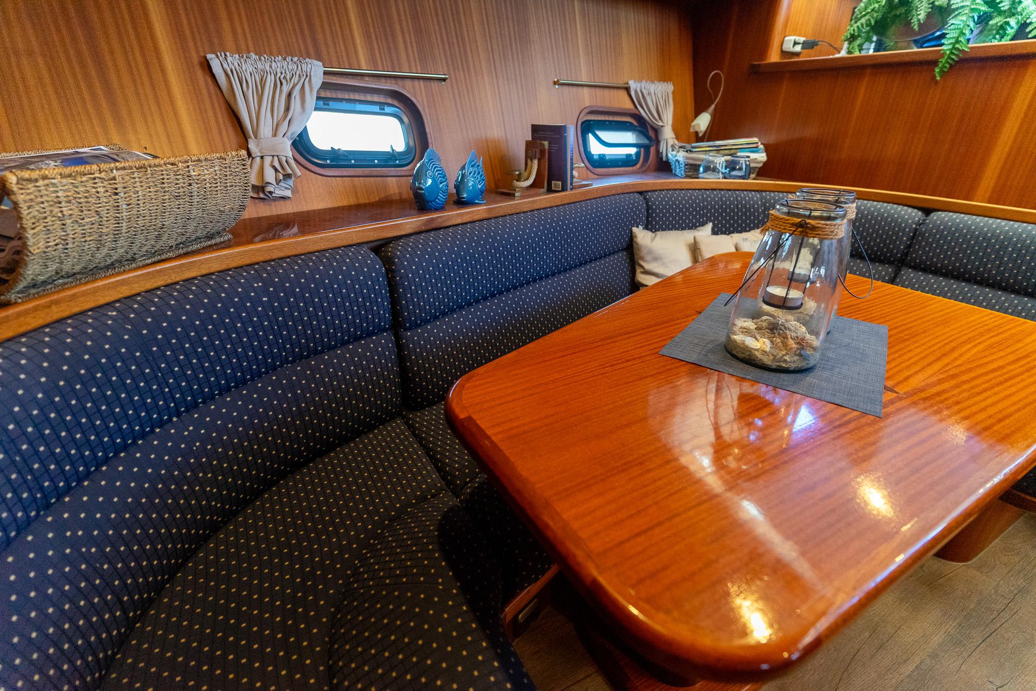 Valkkruiser Voyager 1550 — foto 15 van 45