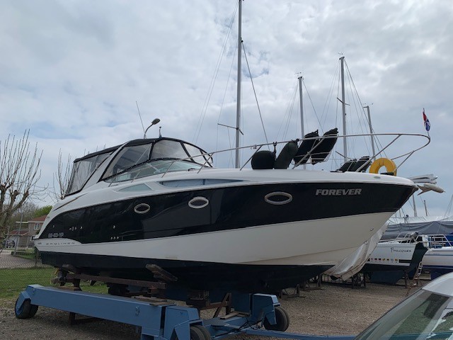 Bayliner 320 met 2x 260 pk Mercruiser van bouwjaar 2008! — foto 2 van 18