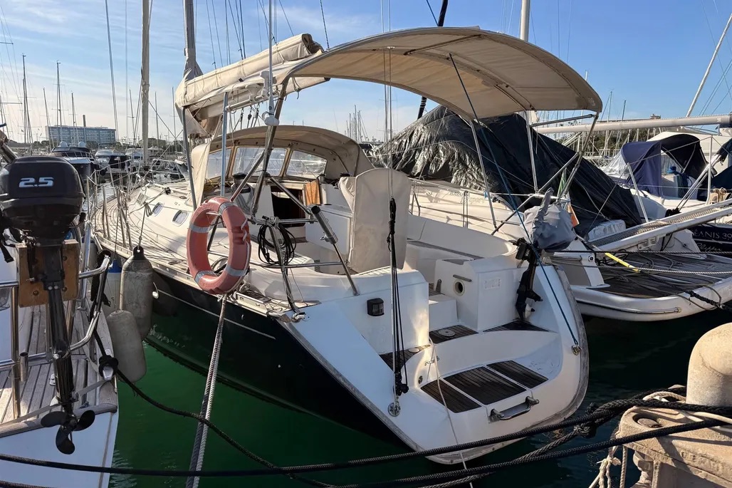 Jeanneau Sun Odyssey 42.2 - BluYachting
