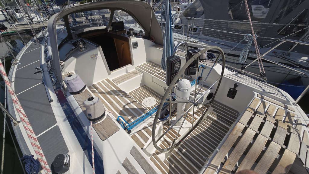 Dynamic 37 — foto 6 van 31