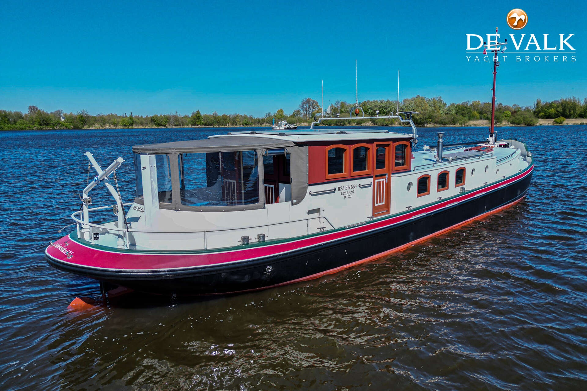 Luxe motor 22 m — foto 4 van 37