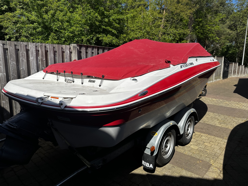 Four Winns H200 – Sportieve bowrider met krachtige V6 en royale indeling — foto 7 van 30