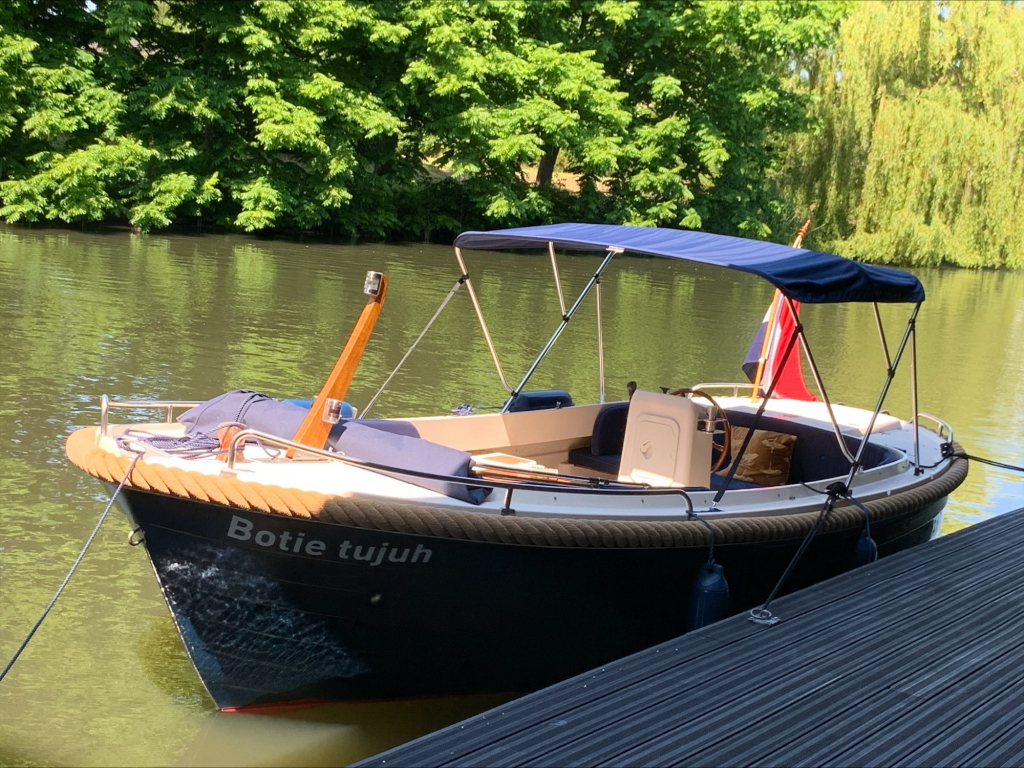 CrescentAllure 21