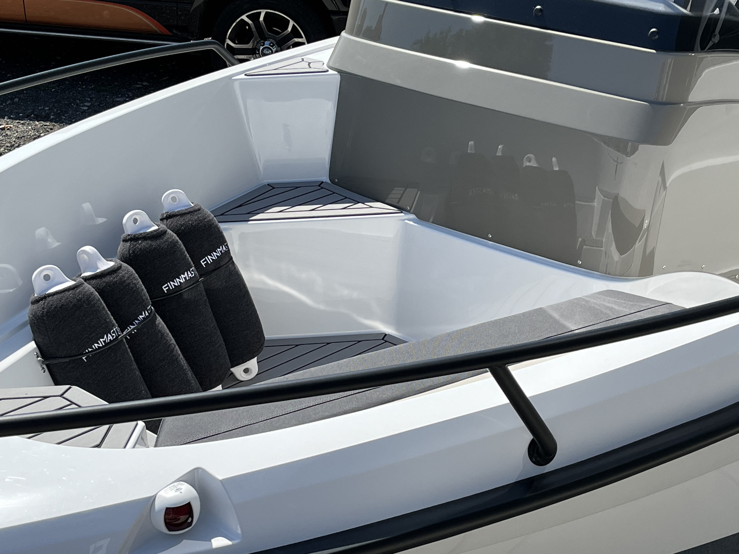 Finnmaster S5 consoleboot — foto 4 van 12