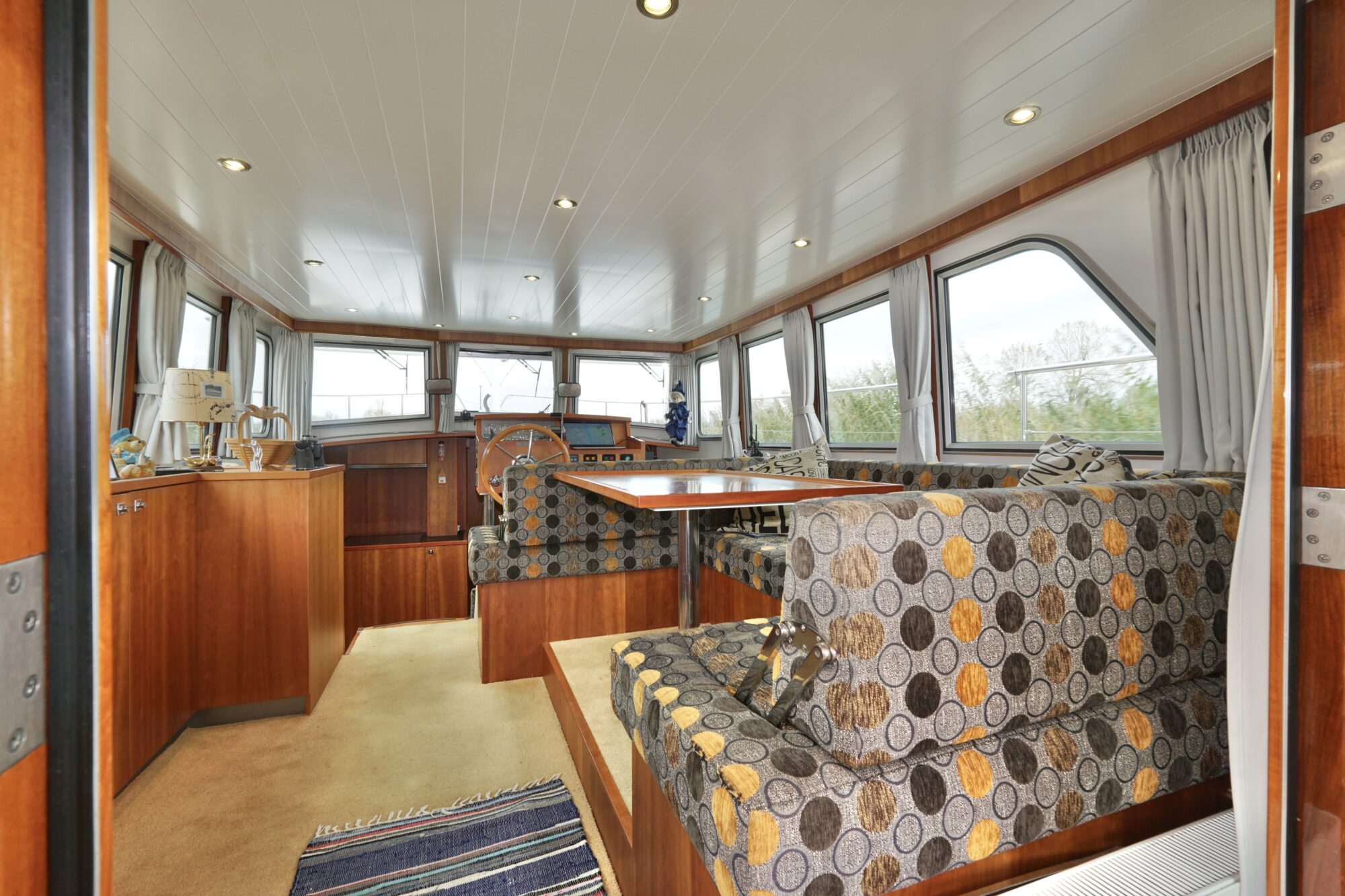 Serious Yachts Gently Low Bridge 45 Sedan — foto 15 van 74