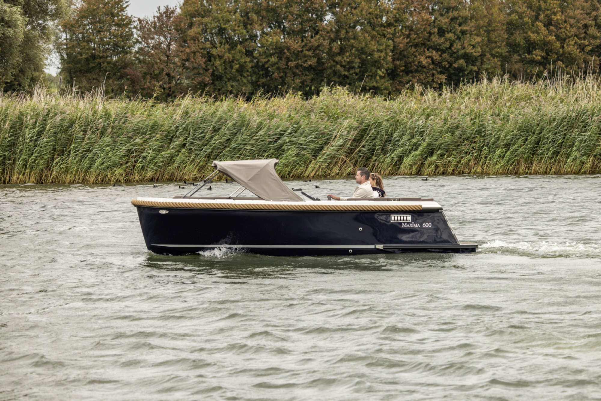 Maxima Boats 600