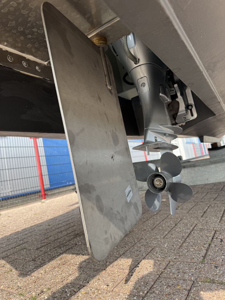 Maxima 630 - Vernieuwd model met Honda 30 pk en vast roer — foto 26 van 26