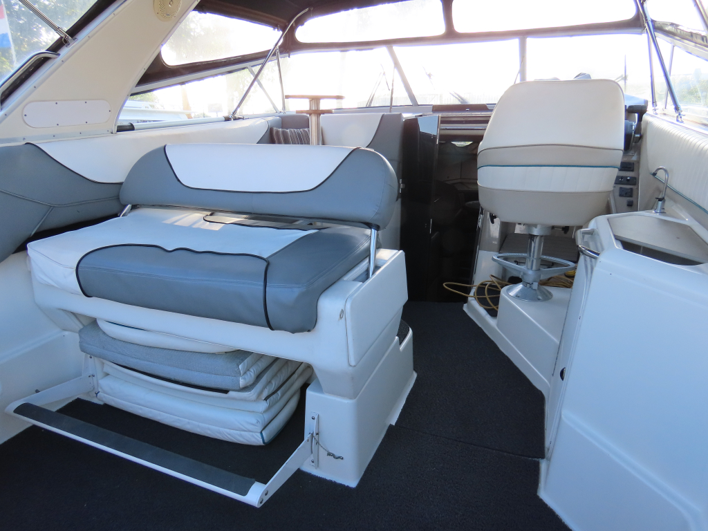 Bayliner 3485 Avanti — foto 8 van 25