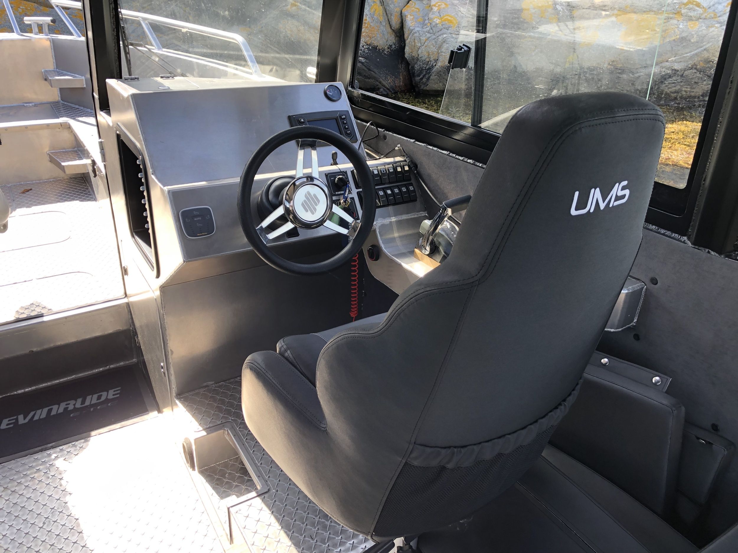 UMS 865 HT — foto 13 van 15