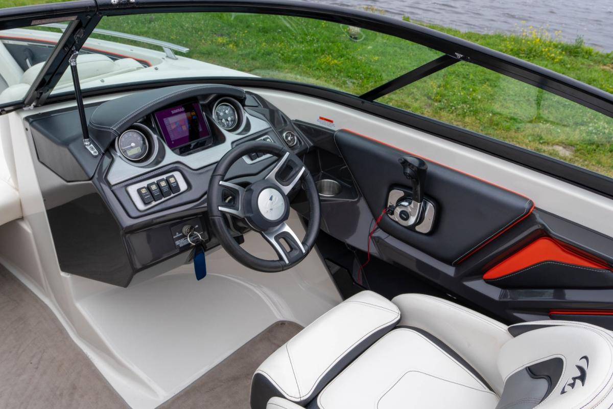 Monterey 238 Super Sport — foto 20 van 24