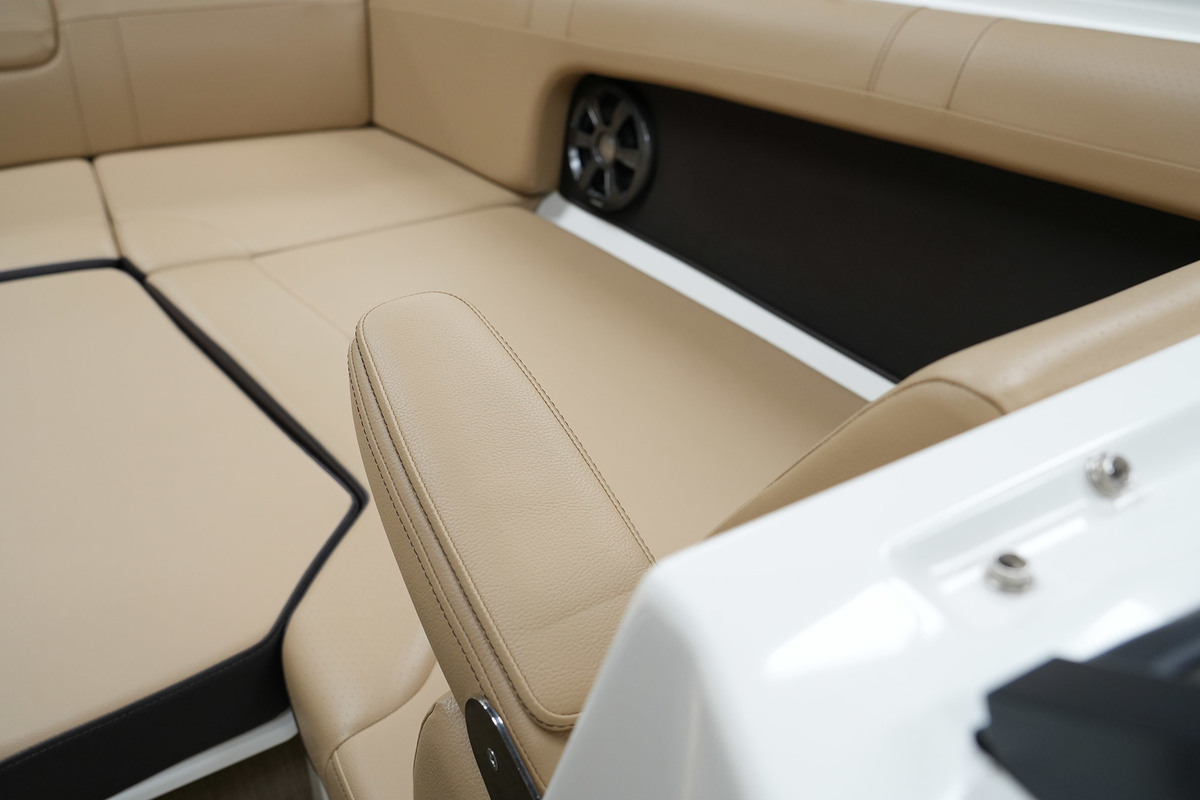 Sea Ray SDX 270 — foto 12 van 24