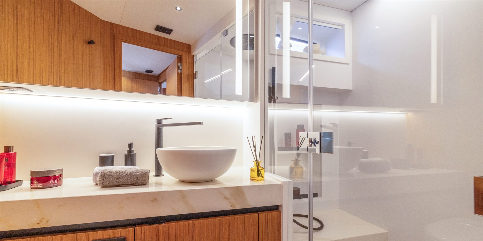 Solaris Power 60 Open — foto 11 van 11