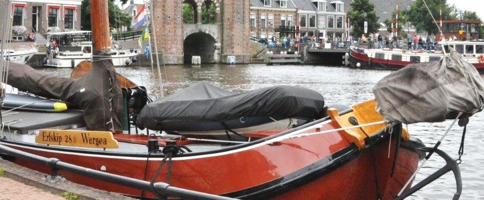Skutsje 15.87 Meter Familieschip Nieuwe Vraagprijs — foto 2 van 44