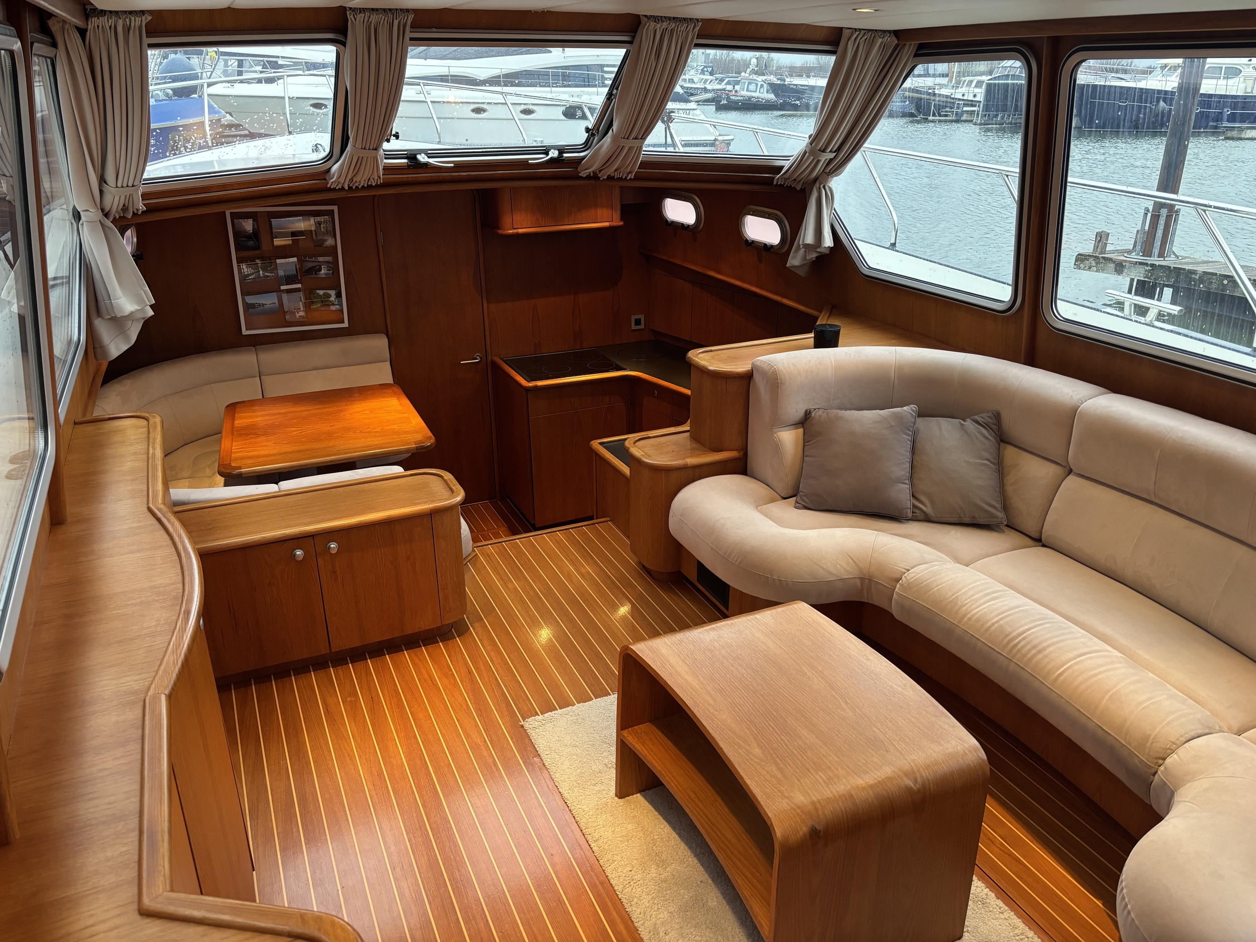 Explorer 45 — foto 9 van 29