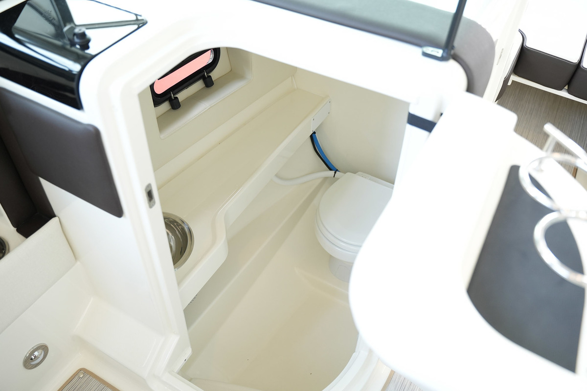 Sea Ray SLX 250 — foto 36 van 57