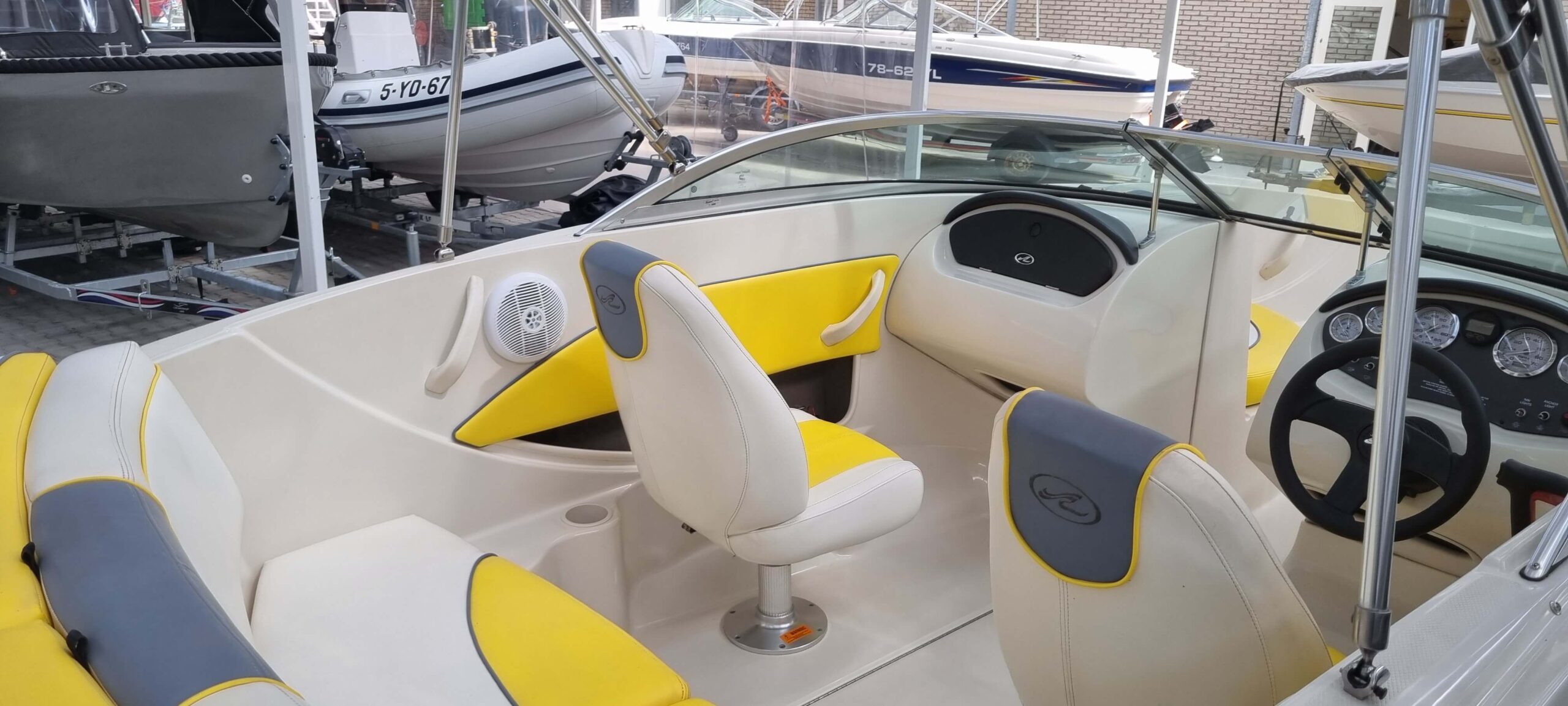 Sea Ray 185 Sport — foto 5 van 11