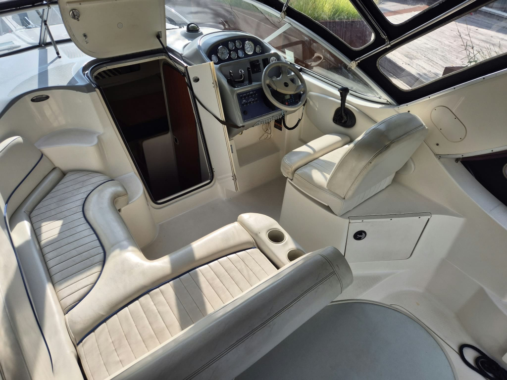 Bayliner 285 sportcruiser uit het bouwjaar 2004 (2e eigenaar — foto 10 van 23