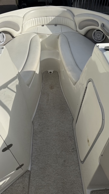 Stingray 240 LR — foto 19 van 22
