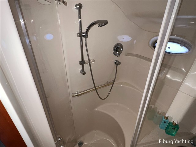 Sea Ray 540 DA — foto 40 van 62