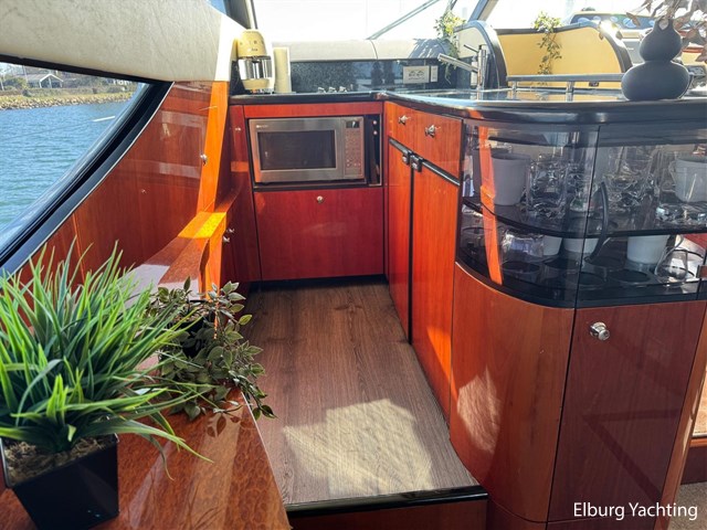 Fairline Phantom 50 — foto 10 van 44