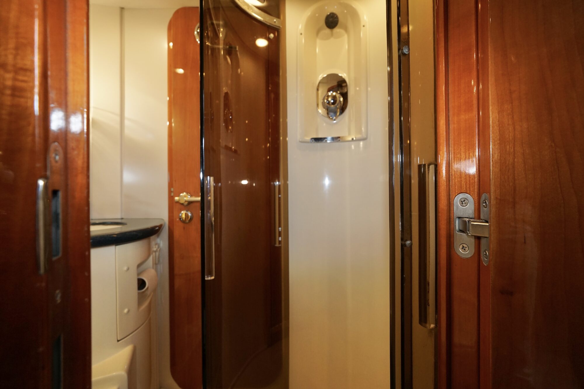 Sunseeker Camarque 47 Cabrio — foto 24 van 75