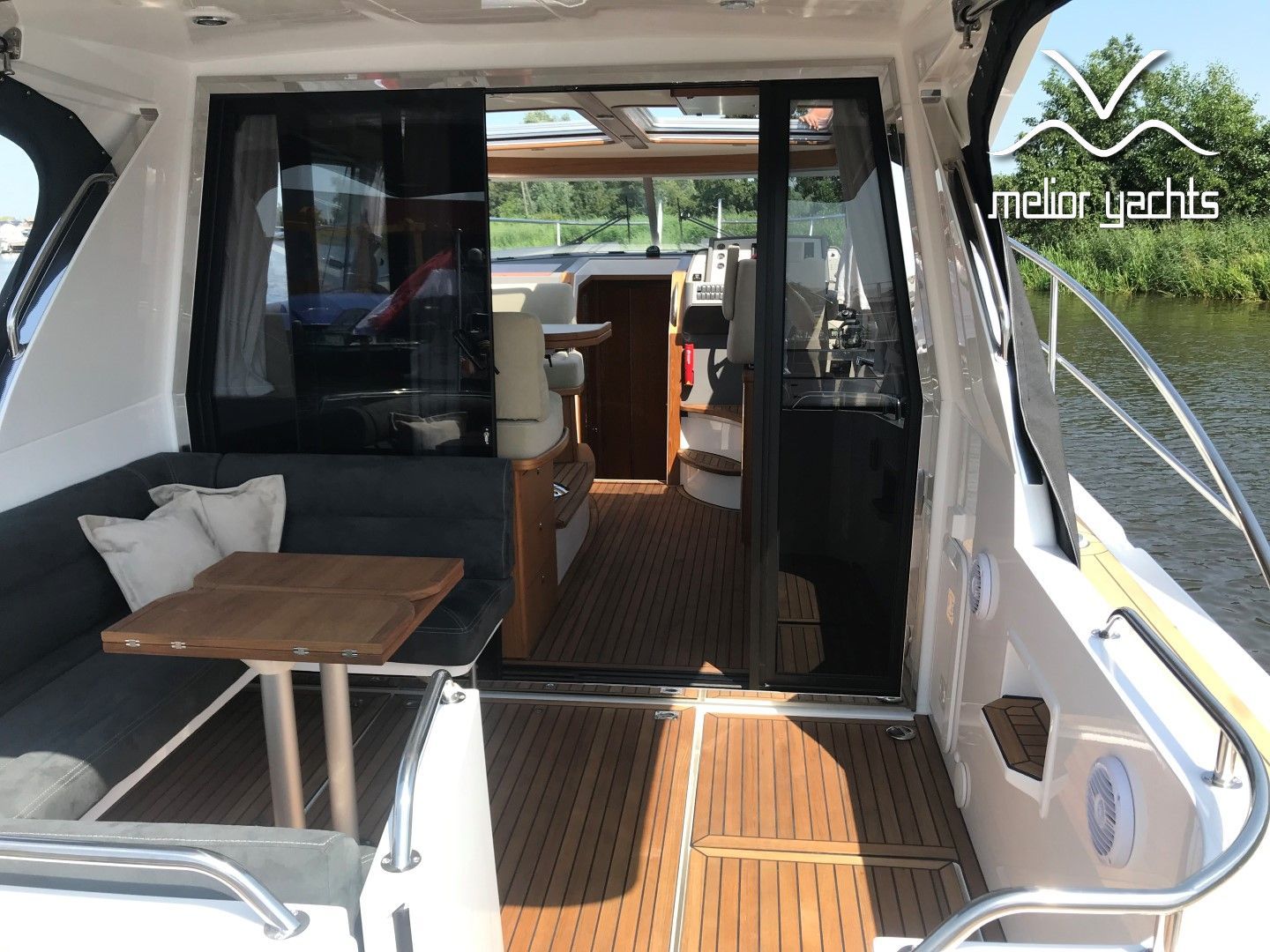 Saga 385 — foto 7 van 39