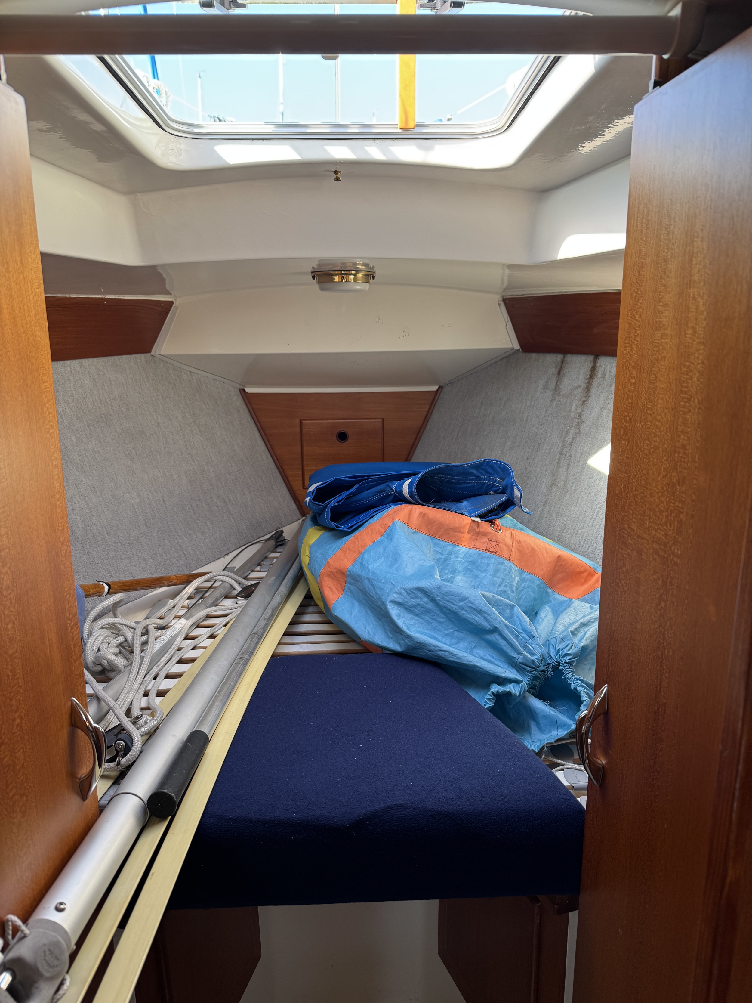 Victoire 855 — foto 24 van 37