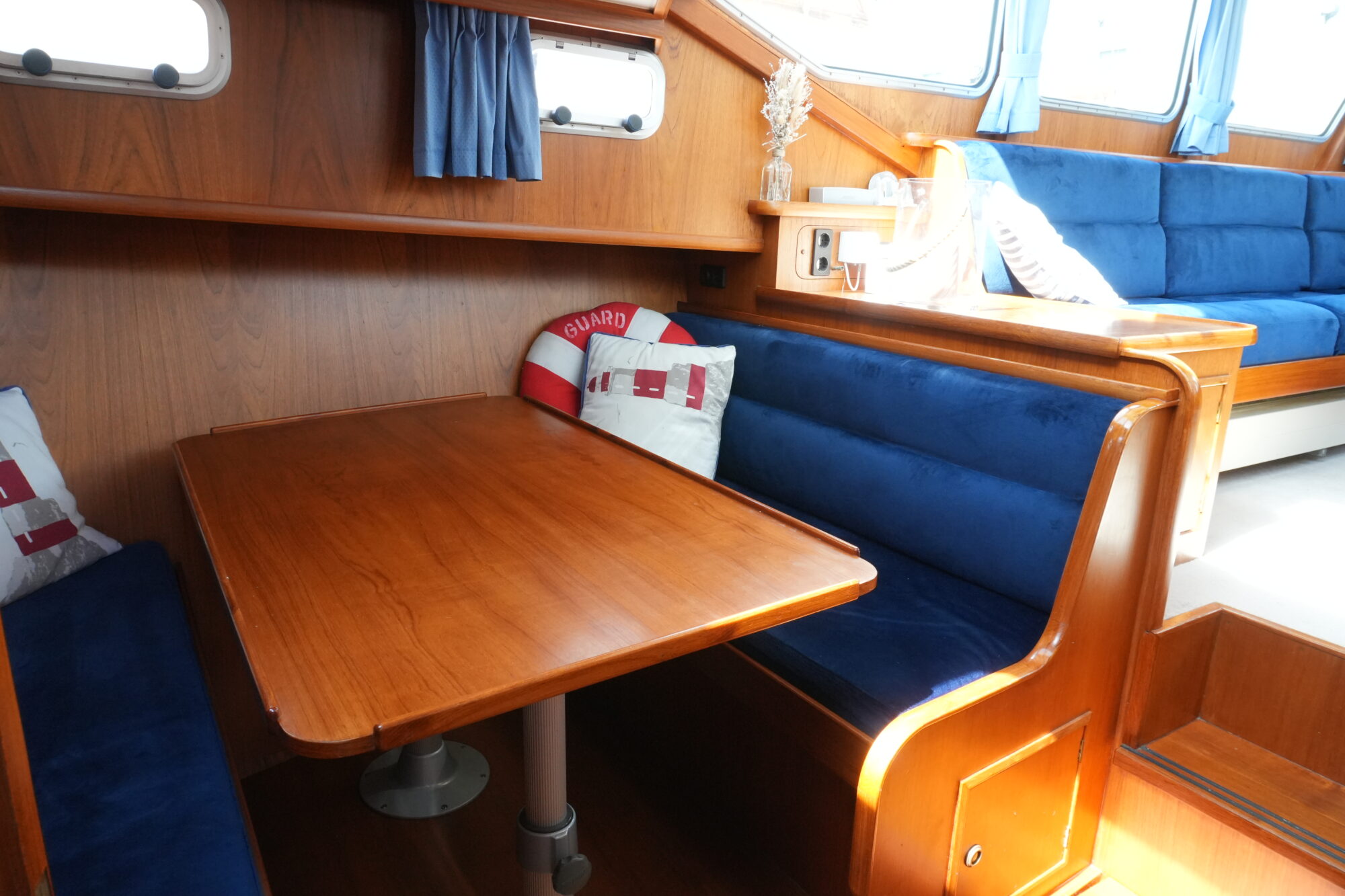 Monty Bank Kotter 41 AK Cabrio — foto 10 van 42