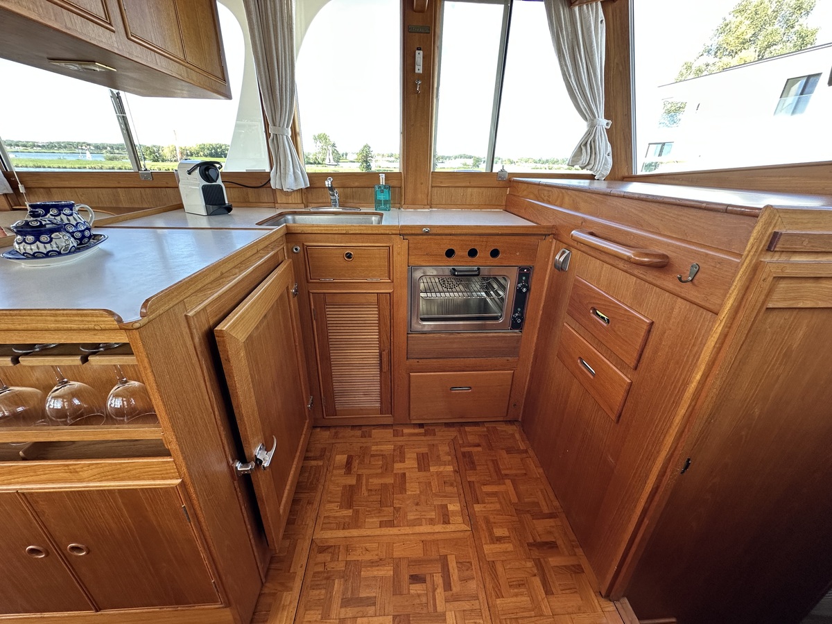 Grand Banks 42 europa — foto 12 van 39