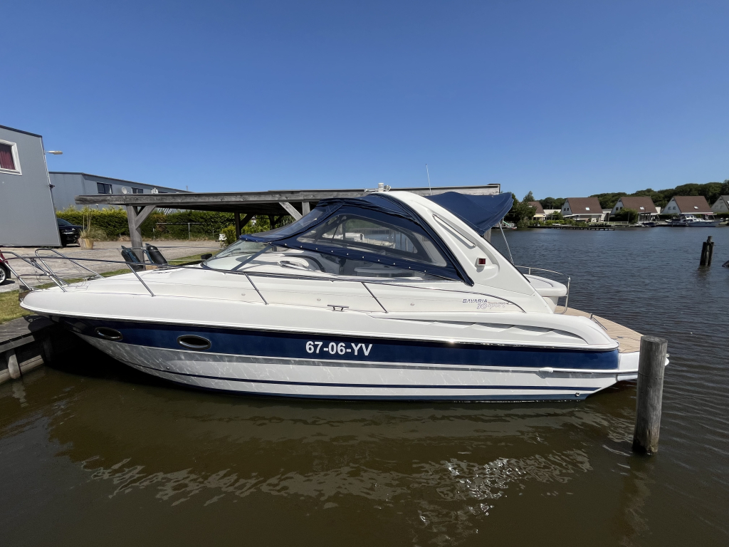 Bavaria  30 Sport — foto 2 van 23