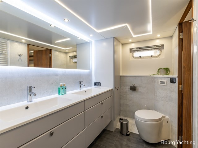 Pacific Pearl S200 — foto 42 van 95