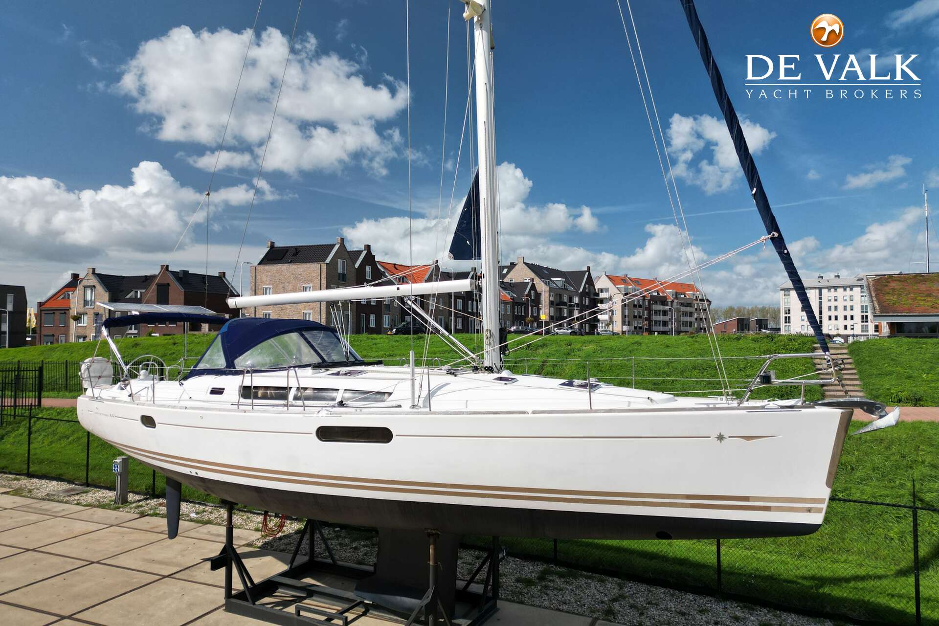 Jeanneau Sun Odyssey 44i — foto 1 van 39