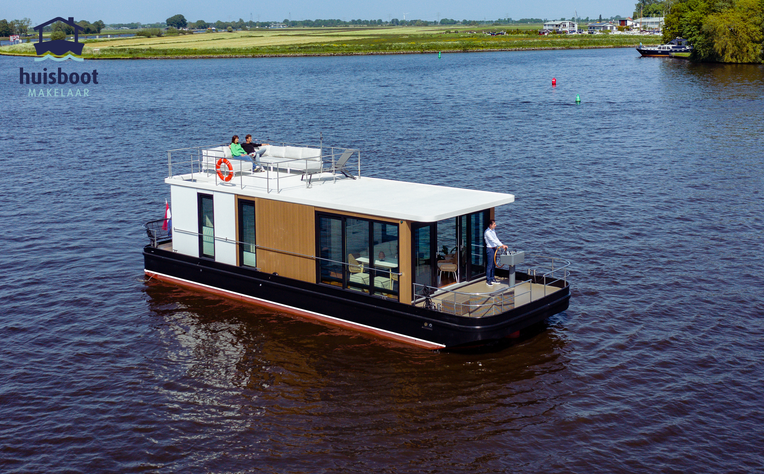 HOMESHIP Lotus Navigator 14 Houseboat — foto 1 van 38