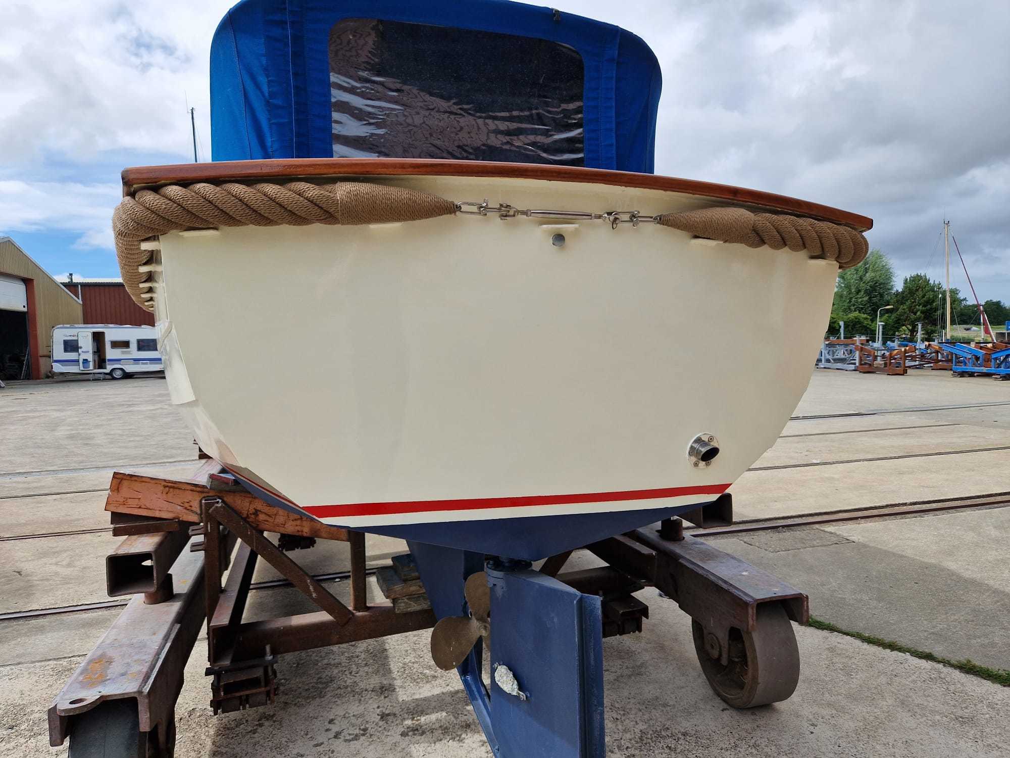 Overnaadse Sloep 750 — foto 6 van 27