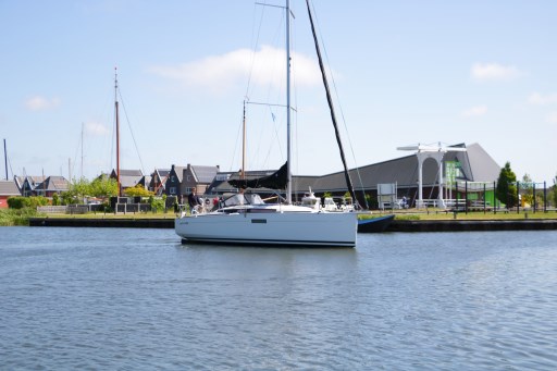 Jeanneau Sun Odyssey 349 (2018) — foto 4 van 12
