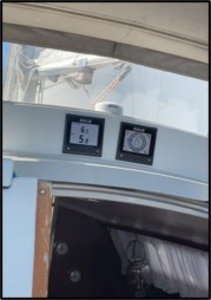 Dufour - Sailing Yacht - GRP (Polyester) - 1979 - € 19.500 — foto 5 van 11