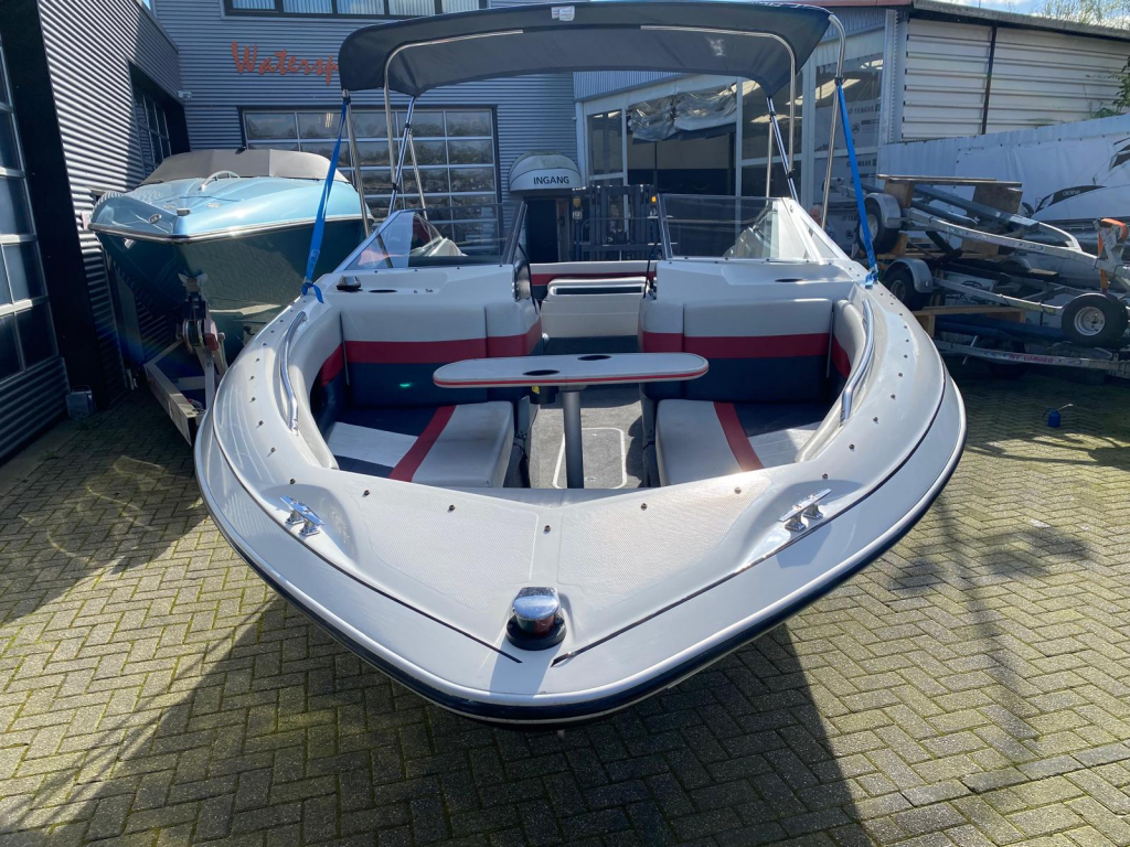 Bayliner Capri Bowrider — foto 10 van 14