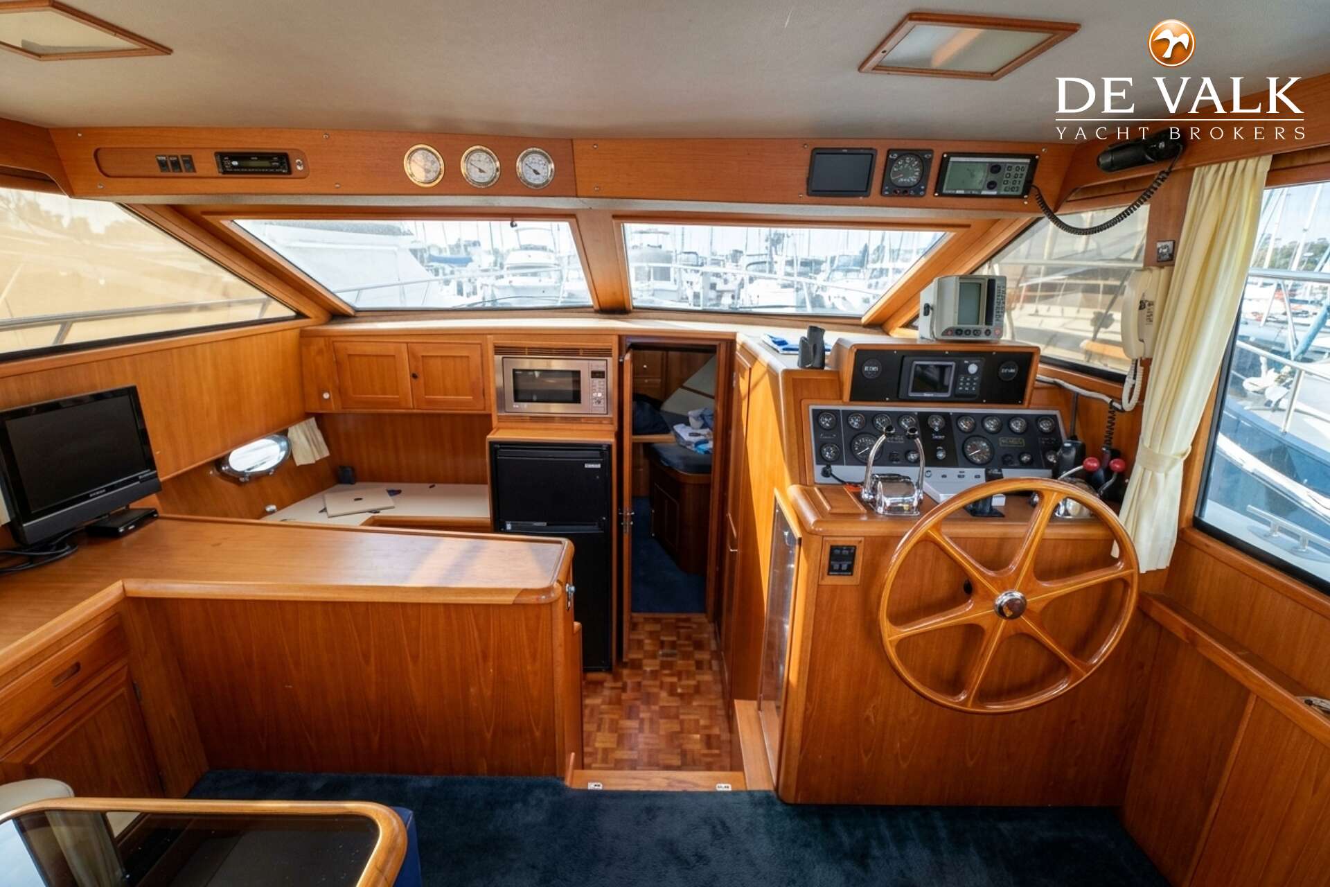 Ocean Alexander 44 Motoryacht — foto 31 van 36