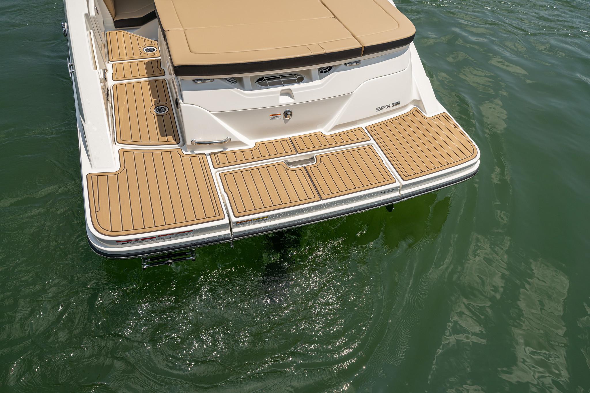 Sea Ray SPX 230 — foto 9 van 27