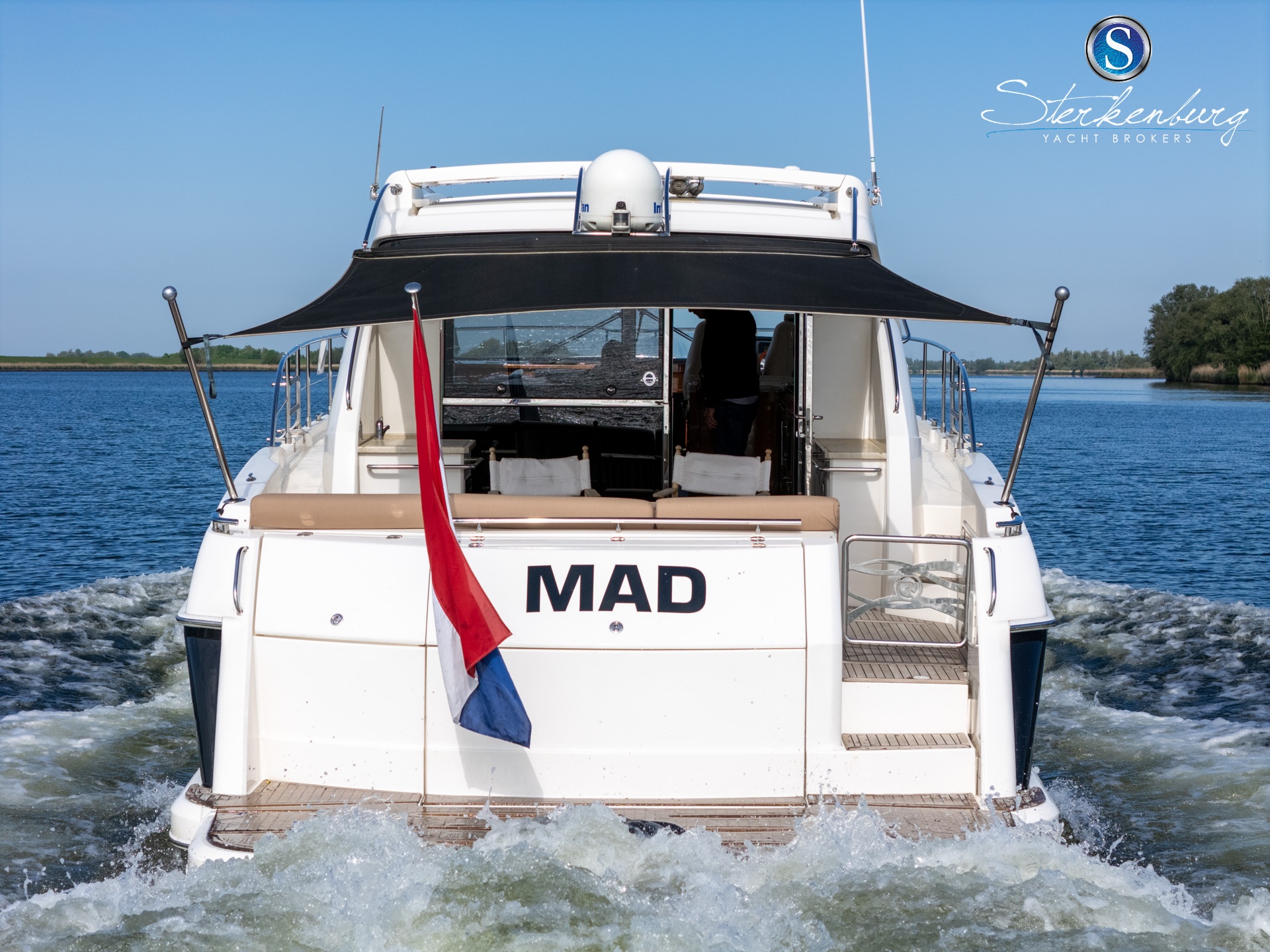 Rivièra 4700 Sport Yacht — foto 4 van 38