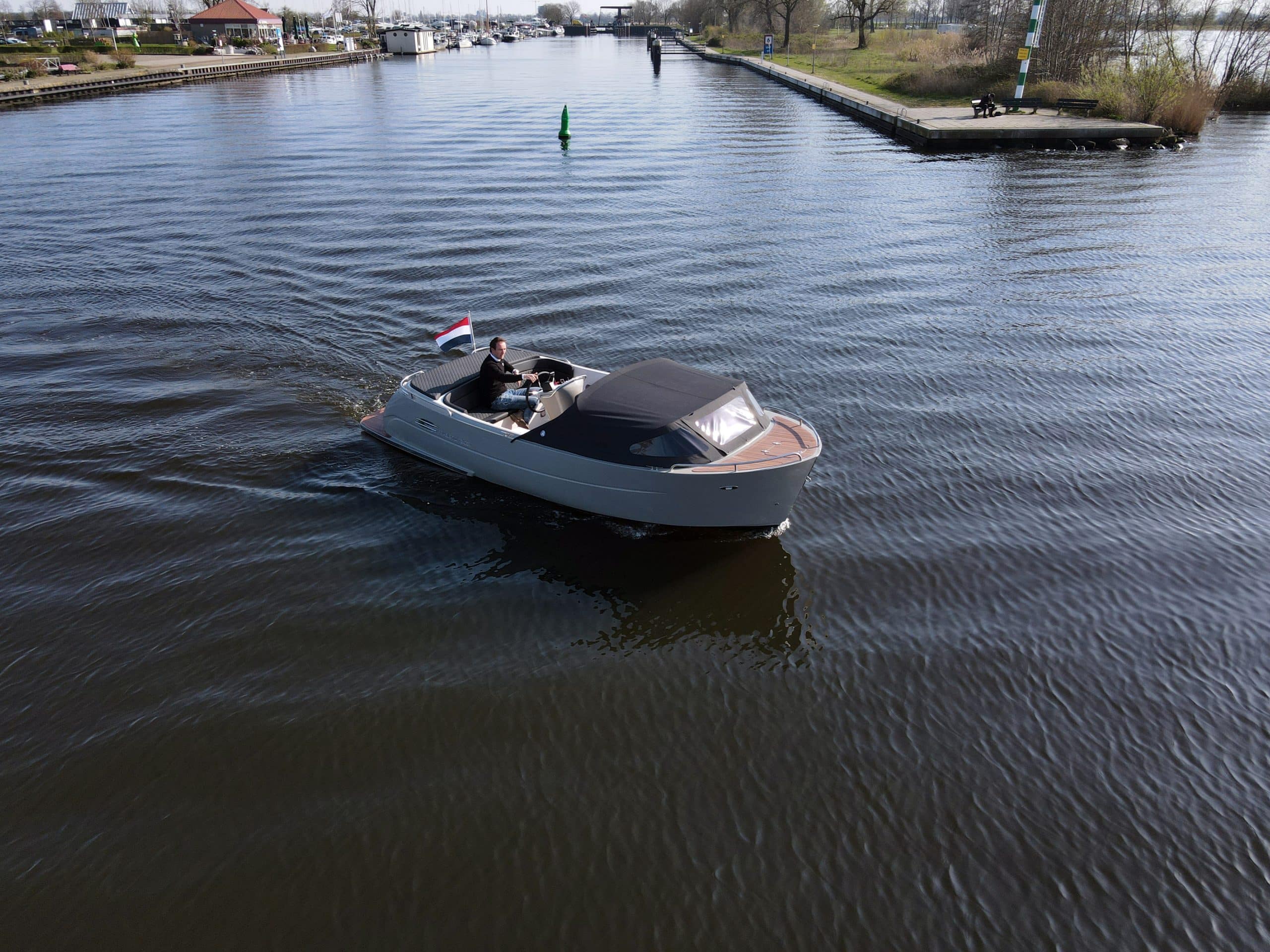 Primeur 710 Tender — foto 3 van 12