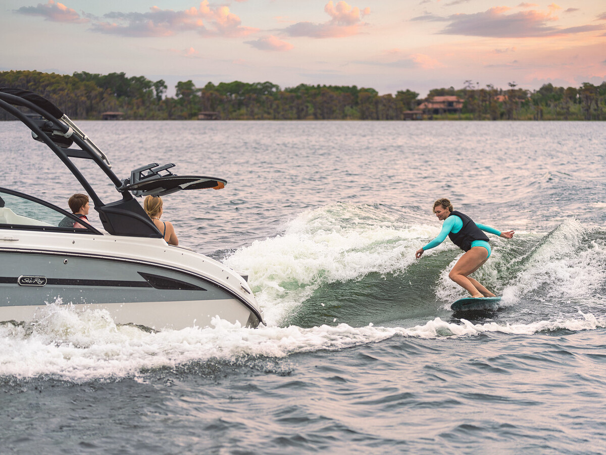 Sea Ray SDX 270 Surf — foto 8 van 41